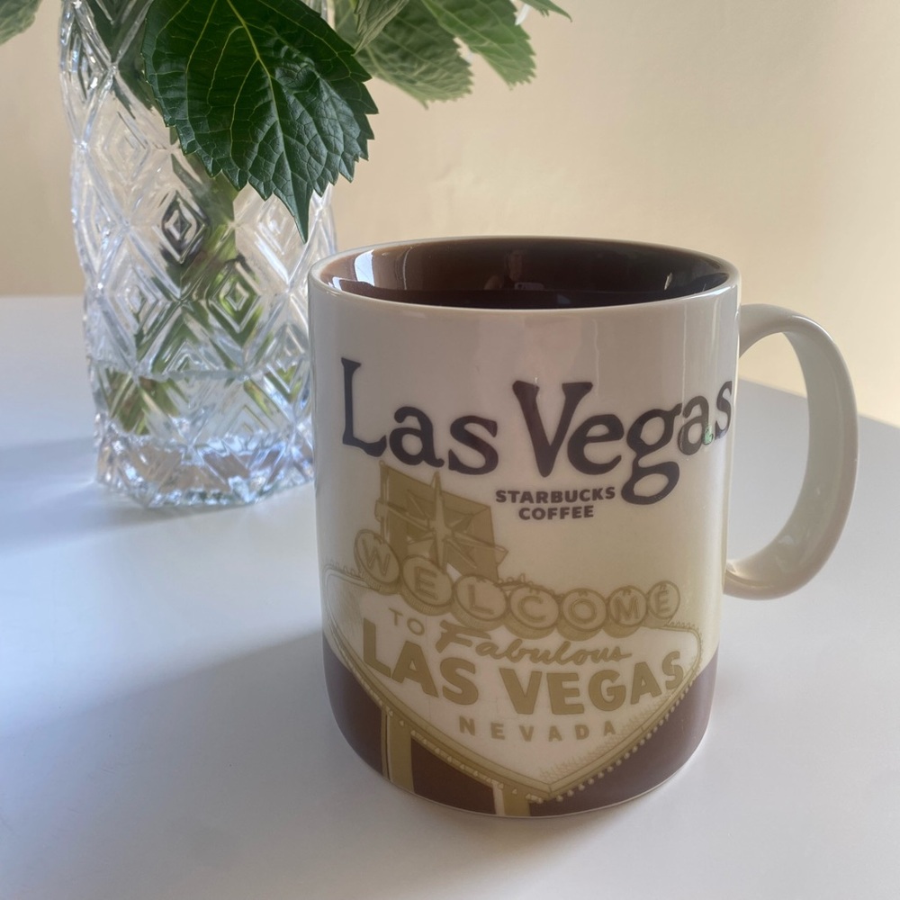Starbucks Las Vegas Collector Series 16oz